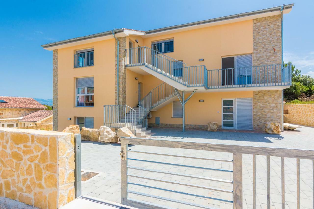 Fabulous House B With Outdoor Pool Apartment Zaton  Exterior photo